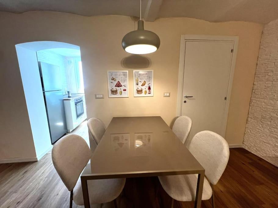 バーリLa Casa Del Papaアパートメント エクステリア 写真